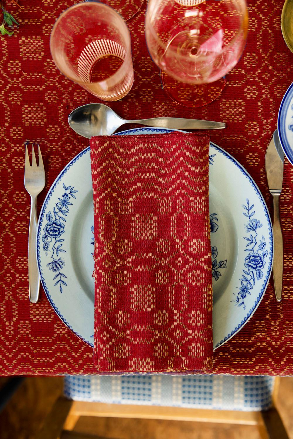 Table Cloth, Tällbergskrus, red full