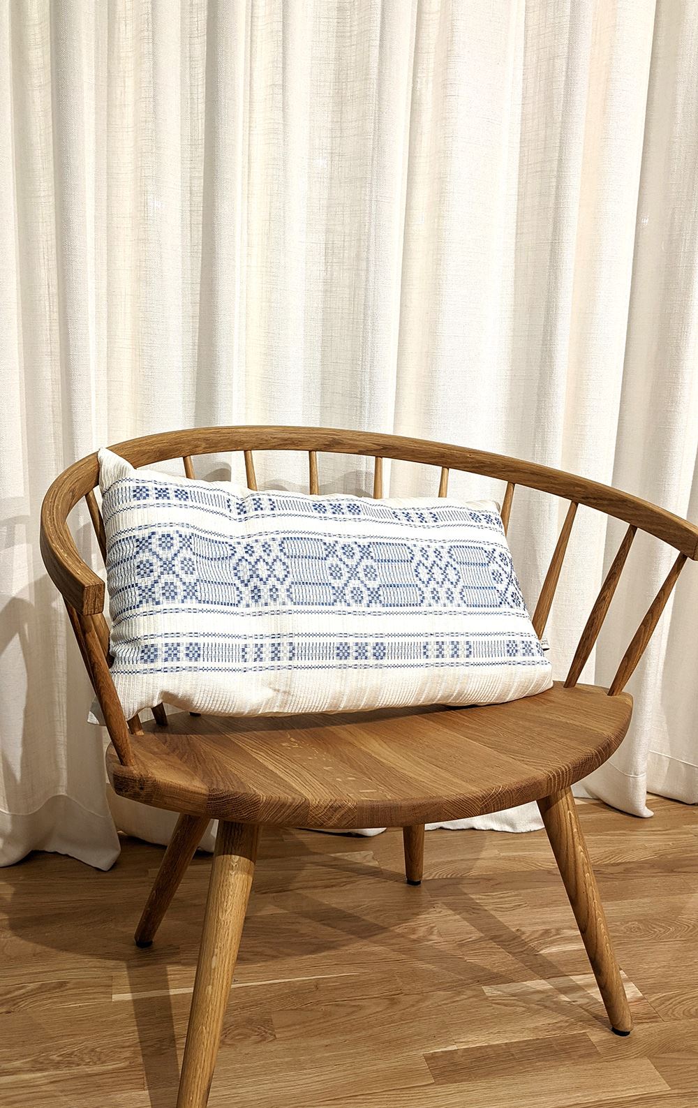 Sundborn Cushion, white/blue