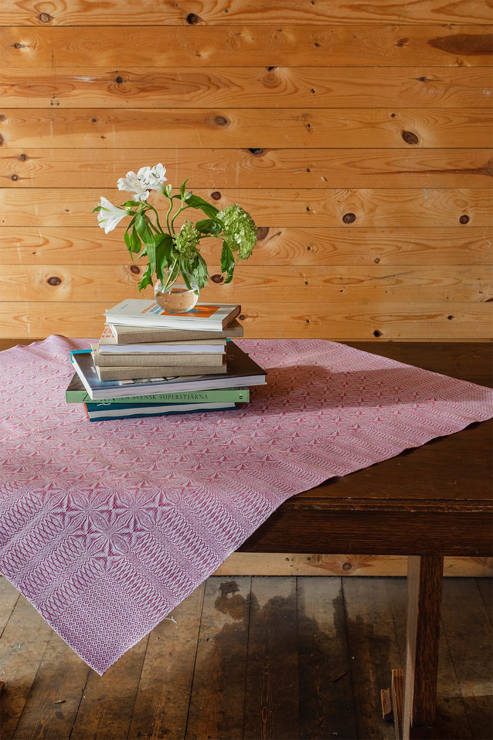 Small Table Cloth, Snöflingan