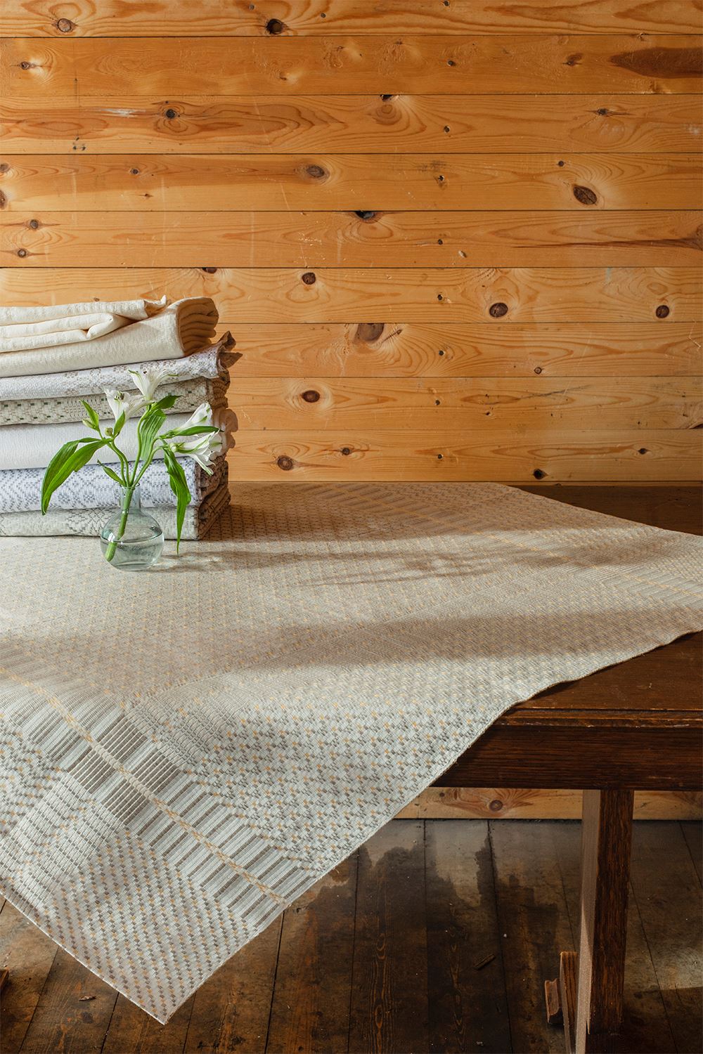 Small Table Cloth, Åhldräll