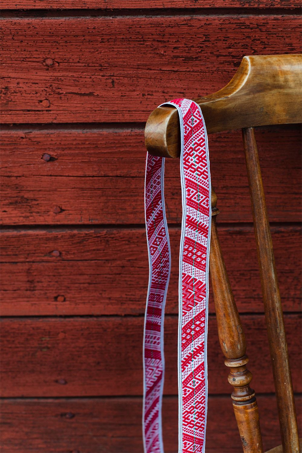 Woven ribbon, Handicraft