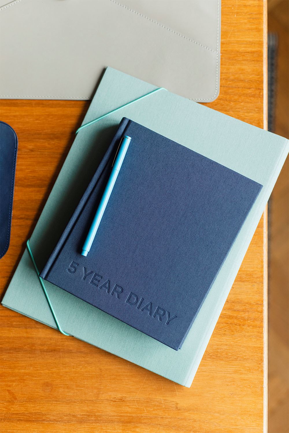 Bookbinders Design - 5 year diary, Smoke Blue