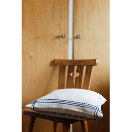 Cushion, Daladräll