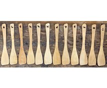 SPATULA W.CUT OUT SHAPE 30CM OIL.BIRCH