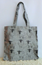 AXELREMSBAG 35X32CM SV.FÅR/VIT