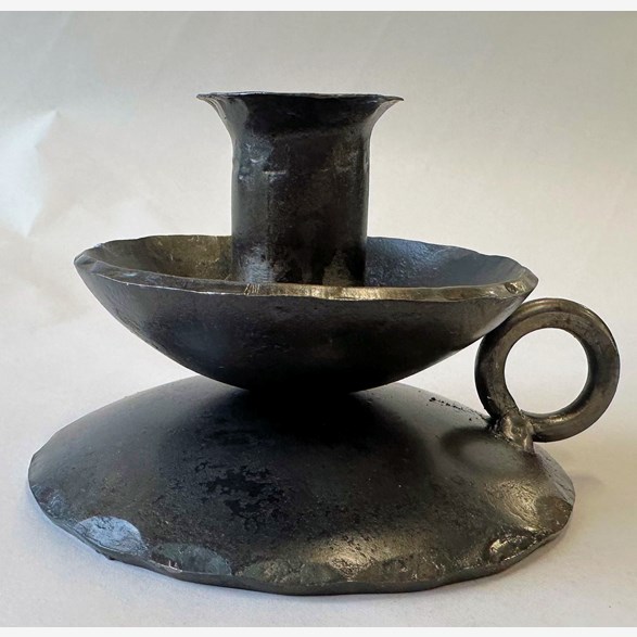 HANDSM.SMIDESLJUSSTAKE H.8CM D.11CM