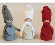 SANTA WITH HEART 9CM