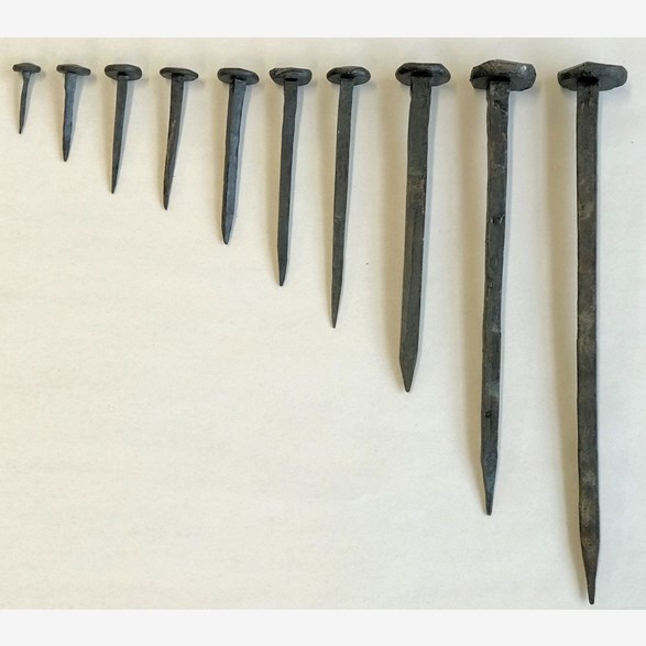 HANDWR. IRON NAIL