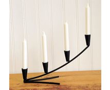 4-LJUSSTAKE KONKAV 40CM SVART