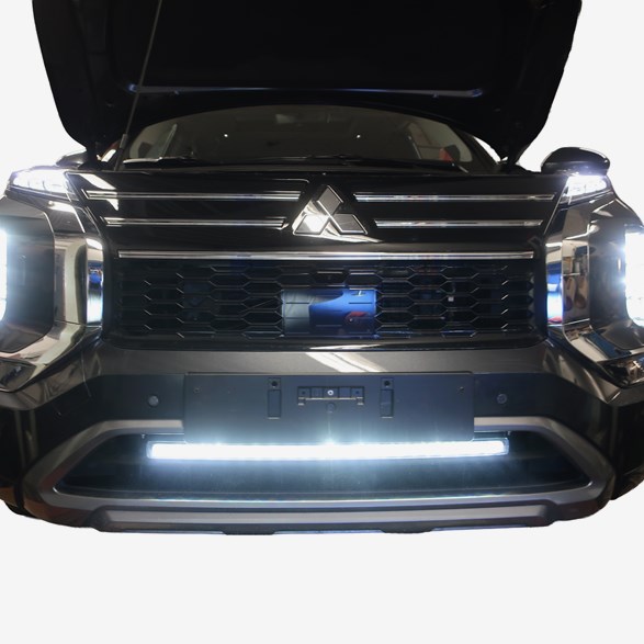 500719  Led-Rampspaket Delgado 30" Passande Mitsubishi Outlander Fr 2025