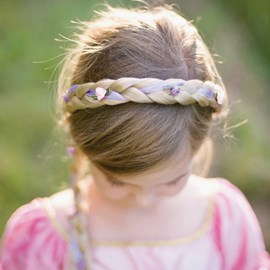 Diadem med fläta, blond
