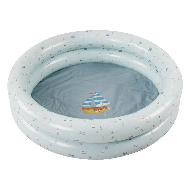 Pool, båtar