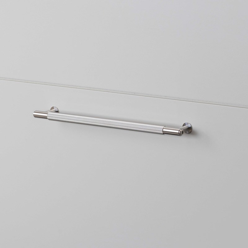 Buster + Punch Pull Bar / Linear