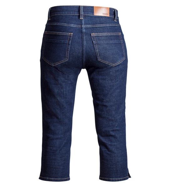 Suko jeans Women's Plus Size Pull On Strech Denim Capris 17412