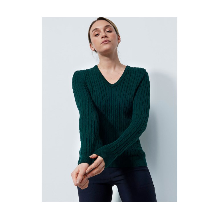 Daily Sports Madelene Pullover Dam