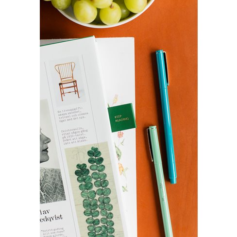 Bookbinders Magnetic Bookmark, Keep reading, Clover Green