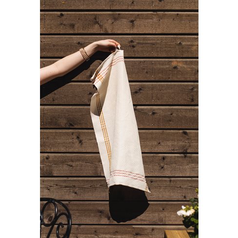 Insjöns Väveri x Emma Olbers, Towel in Ochre/Pink