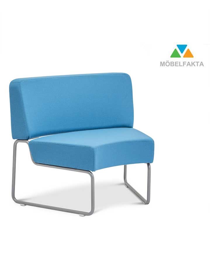 Modulsoffa Play svängd inåt, bredd 68 cm, silver stativ
