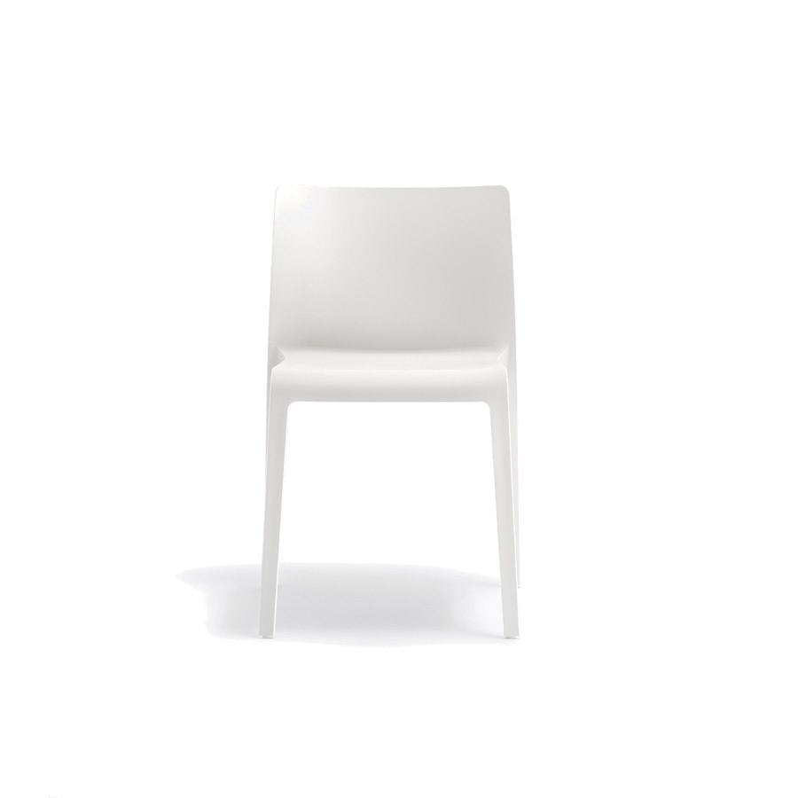 Stol Volt 670, sh.46 cm, stapelbar, vit