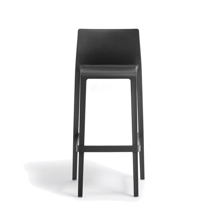 Barstol Volt 678, sh.76,5 cm, stapelbar, svart
