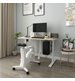 Høydejusterbart elektrisk skrivebord, hvitt stativ, bordplate i bok, 8 størrelser