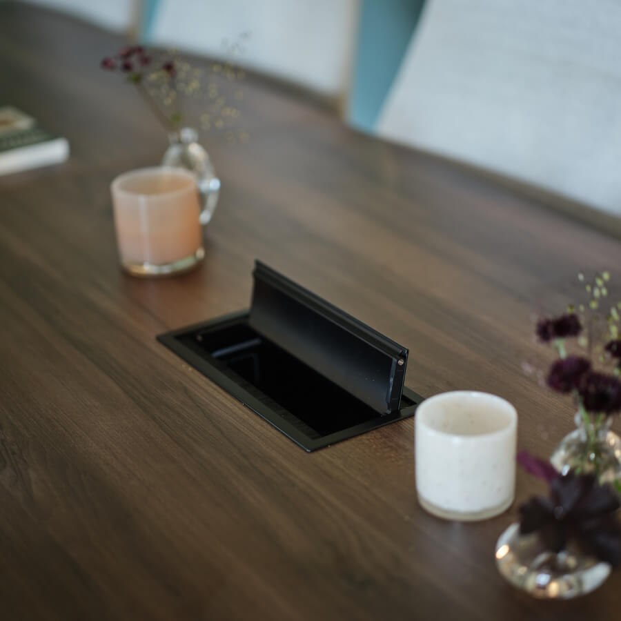 Teknikbox, 30,3x14,1 cm, svart