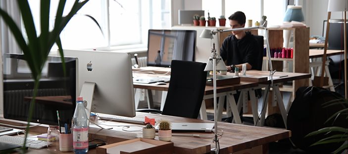 Hur väljer du rätt skrivbord till din arbetsplats?