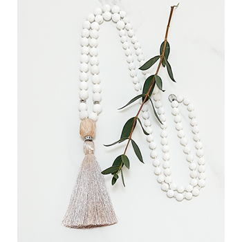 Moon. Mala Halsband