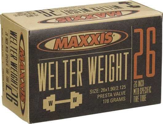 Maxxis Cykelslang Welter Weight Black 23/32-622ight Black 23/32-622 Racerventil 60mm