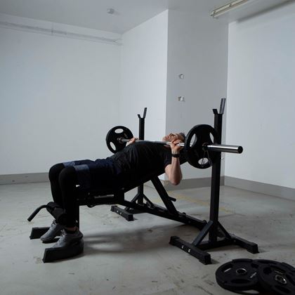 Titan LIFE Weight Garage Gym 100 kg, Träningsbänk med skivstångsställning