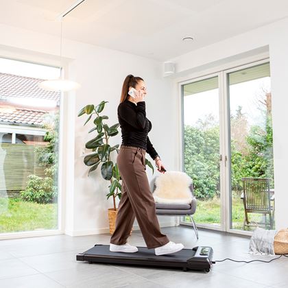 Titan LIFE Nero Office 2 Treadmill, Gåband