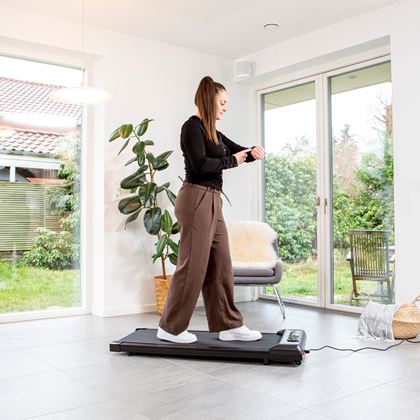 Titan LIFE Nero Office 2 Treadmill, Gåband