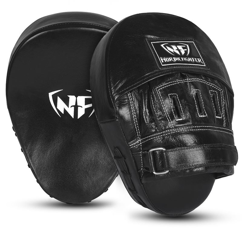 Nordic Fighter Focusmitsar i &Auml;kta L&auml;der