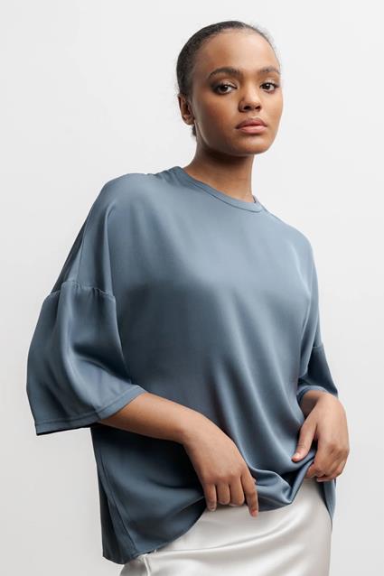 Thess Silk Tee