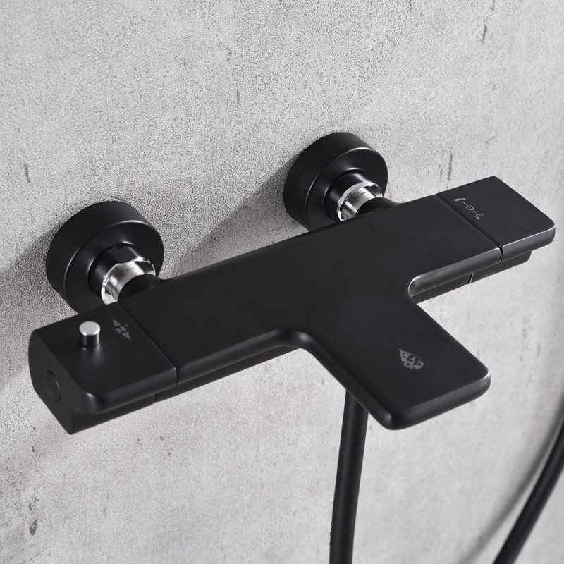 Badekarsarmatur Bathlife Stimma Tapp Mat Sort