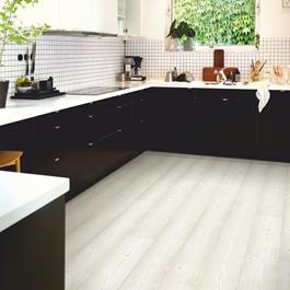 Laminatgulv Pergo Visby Pro Brushed White Pine Modern Plank 4V
