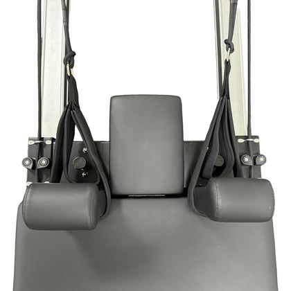 Titan LIFE Reformer Evolver R300, Pilates Reformer