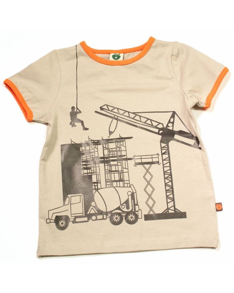 Småfolk T-shirt, Bygge