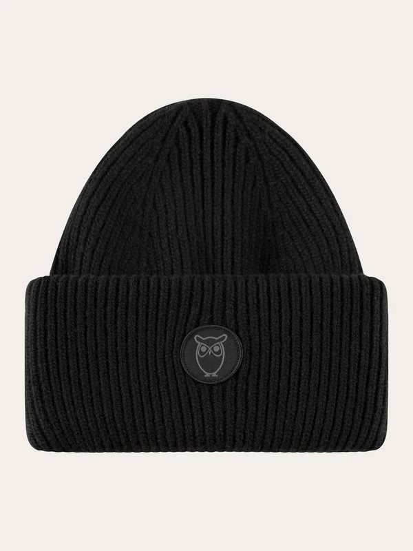 KnowledgeCotton Apparel Wool badge beanie Black Jet