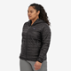 Patagonia W's Nano Puff Hoodyen Black