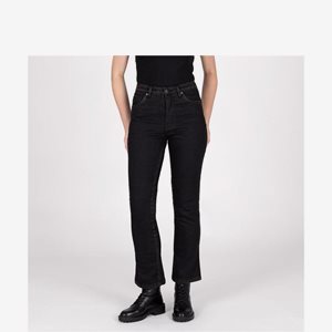 Jeans Knox Cartmel Kick Flare Dam Svartrost