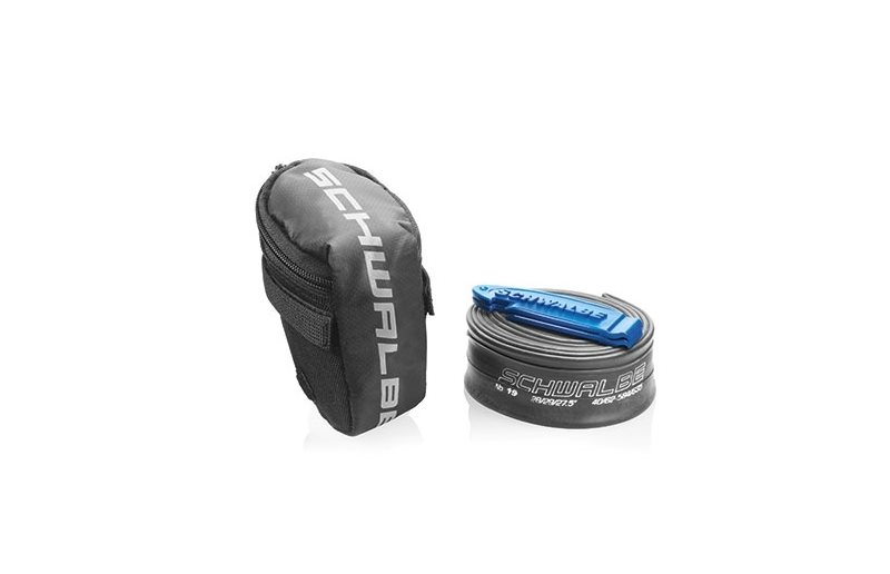 Schwalbe Sadelveske Kit med Slange og Dekkspaker