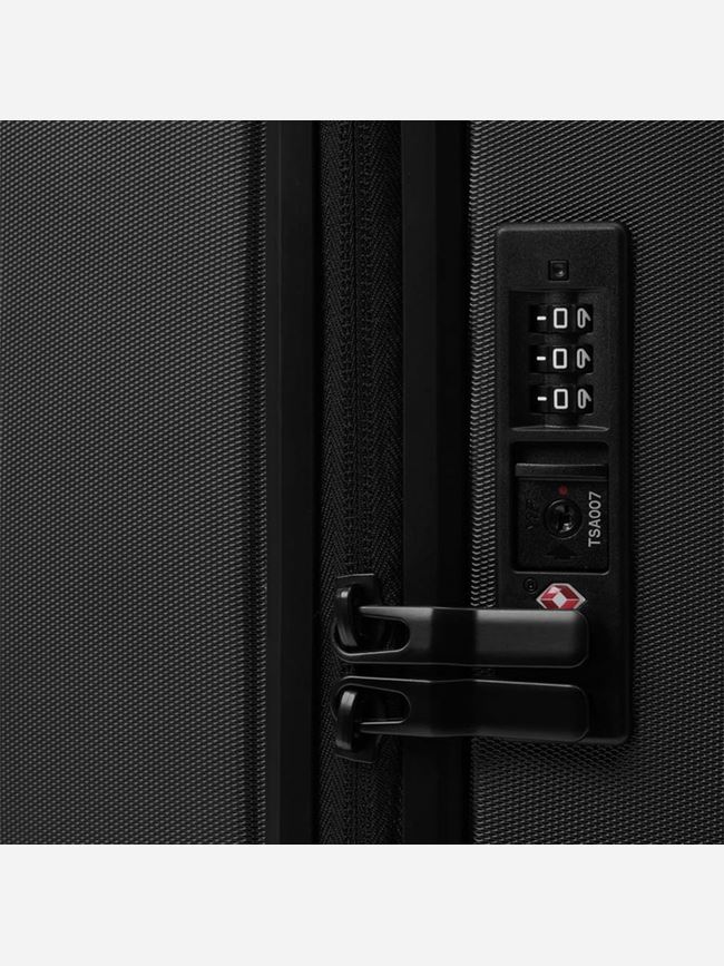 Db Ramverk Front-Access Carry-On