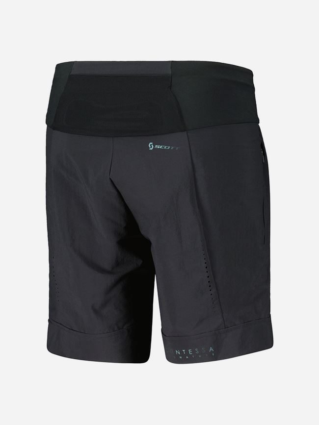 Scott Gravel Core Contessa Sign Shorts Dam
