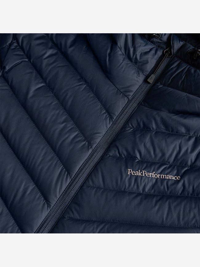 Peak Performance Frost Down Hood Jacket Dam