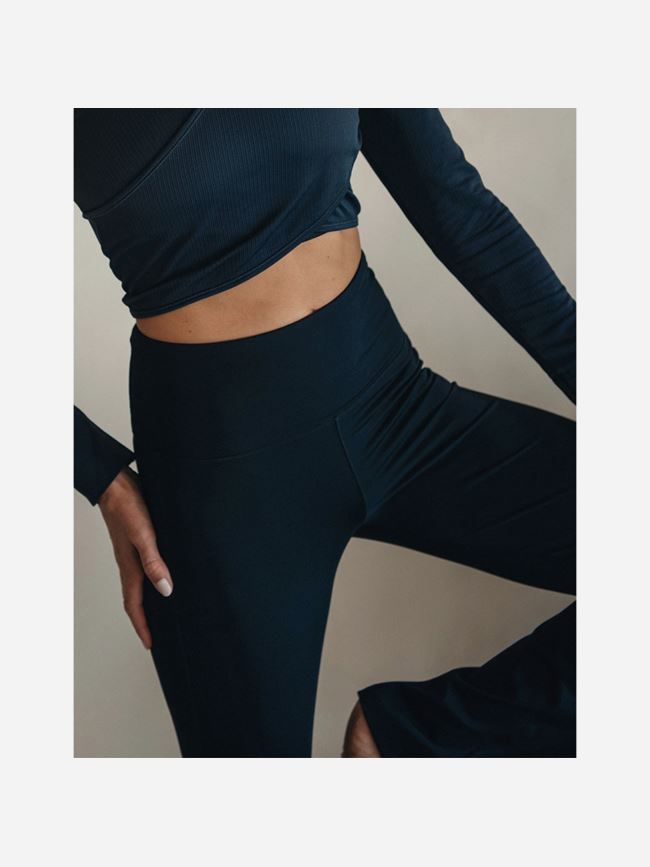 Casall Flare High Waist Pant Dam