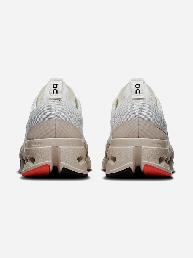 ON Cloudsurfer Max Dam