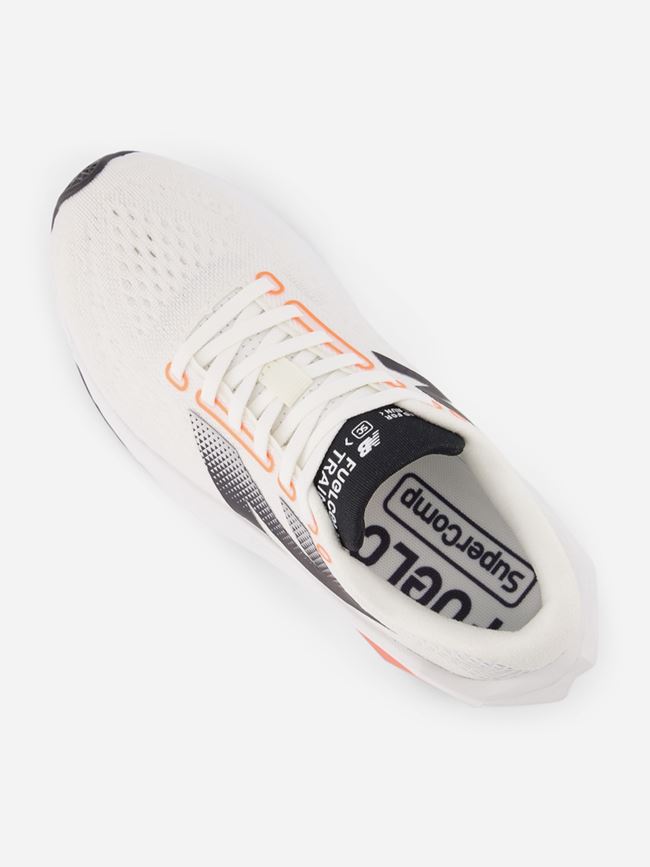 New Balance FuelCell SuperComp Trainer v3 Dam