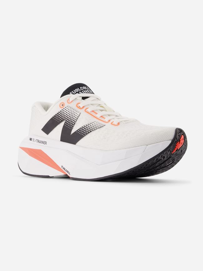 New Balance FuelCell SuperComp Trainer v3 Dam