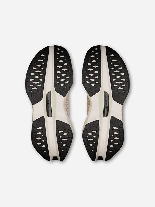 ON Cloudboom Max Dam